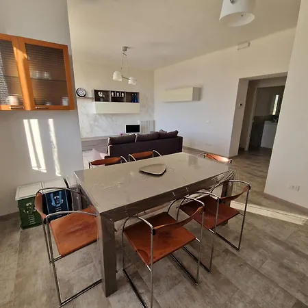 Conero Affitti Brevi 卡梅拉诺