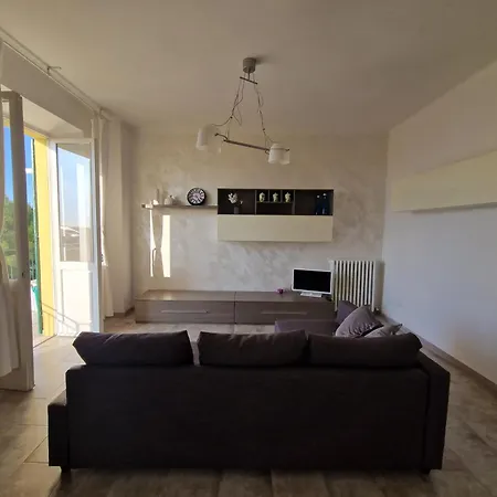 Conero Affitti Brevi קמראנו